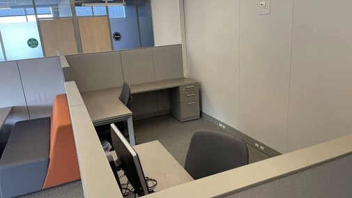 Hot desk